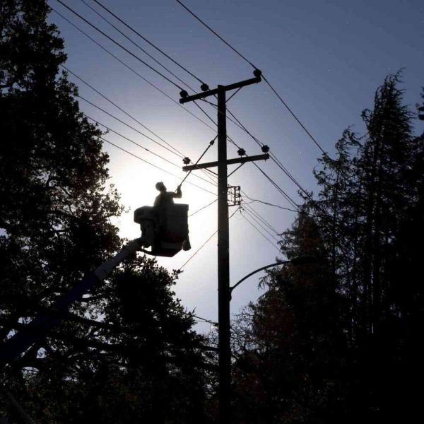 California’s power crisis sparks new wave of speculation about how politicians could respond